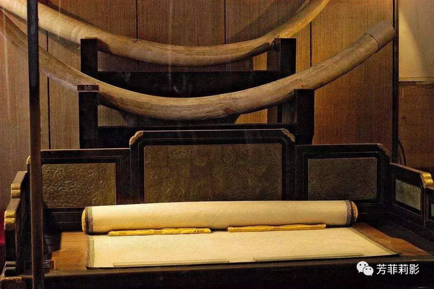 Từng mất tới 9 tháng mới dọn xong Tử Cấm Thành: 250.000 mét khối rác được đưa đi, số lượng người tham gia “tổng vệ sinh” gây choáng - Ảnh 3. Từng mất tới 9 tháng mới dọn xong Tử Cấm Thành: 250.000 mét khối rác được đưa đi, số lượng người tham gia “tổng vệ sinh” gây choáng - Ảnh 3.