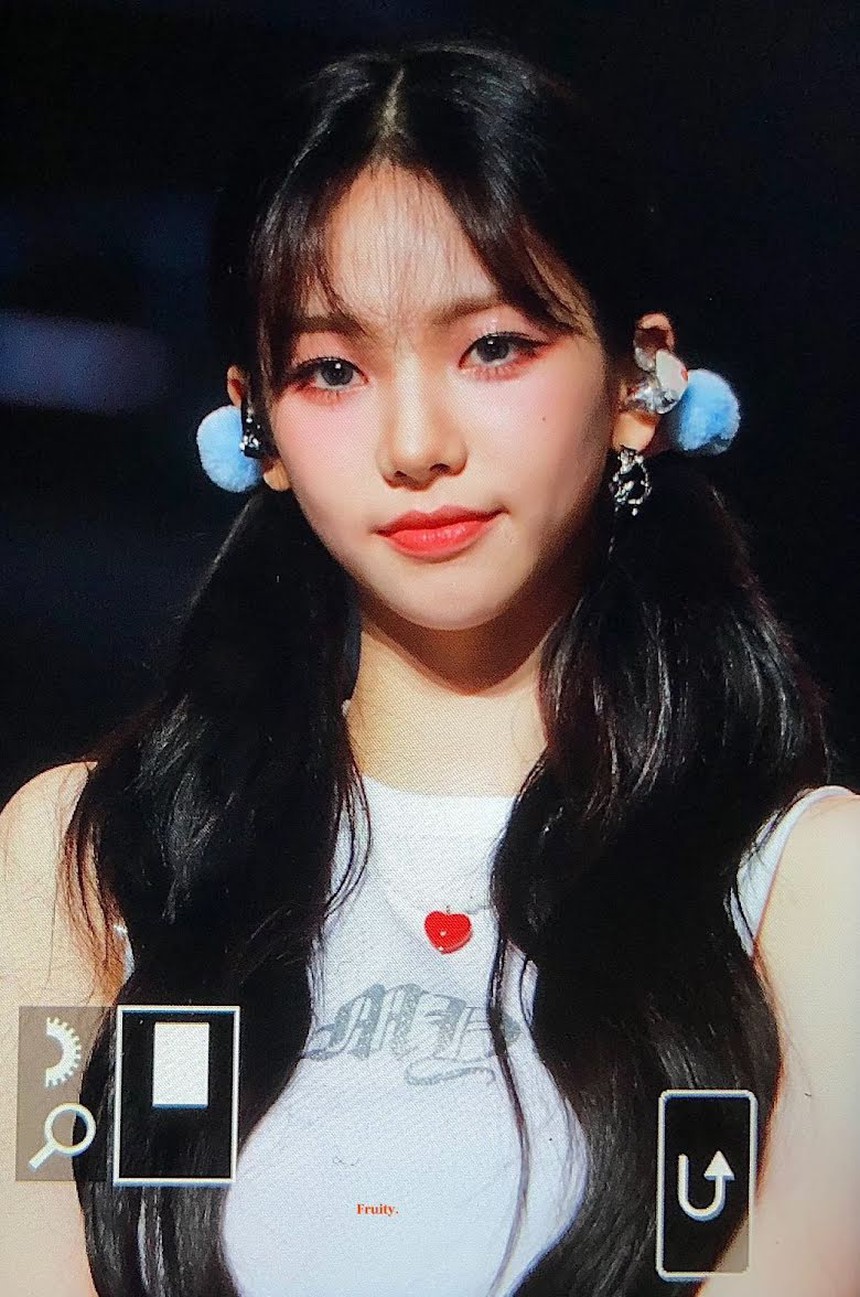 Karina aespa lộ bằng chứng 'dao kéo': Nhan sắc thật gây choáng váng - Ảnh 4. Karina aespa lộ bằng chứng 'dao kéo': Nhan sắc thật gây choáng váng - Ảnh 4.