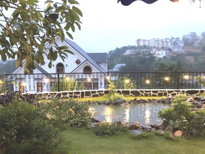 Nam ca sĩ sở hữu biệt thự 12 phòng ngủ ở Đà Lạt khoe tậu thêm nhà mới, hé lộ 1 góc đã thấy sang xịn  - Ảnh 4.