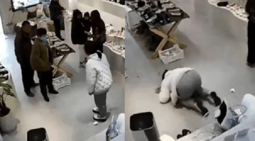 Xôn xao cô gái 28 tuổi xin mua đôi giày 700k nhưng bố mẹ không cho liền quỳ xuống dập đầu, khóc lóc: "Bố mẹ giữ hết tiền của con rồi còn đâu!" - Ảnh 2.