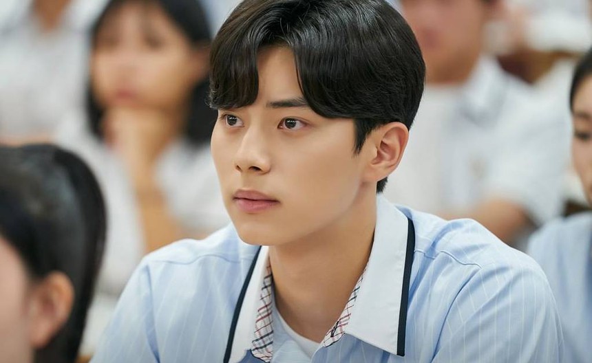 Phim Hàn chưa lên sóng đã 'ăn gạch' vì cảnh nóng nhiều không đếm hết, cặp đôi chính còn quá trẻ để cởi 100%! - Ảnh 2. Phim Hàn chưa lên sóng đã 'ăn gạch' vì cảnh nóng nhiều không đếm hết, cặp đôi chính còn quá trẻ để cởi 100%! - Ảnh 2.