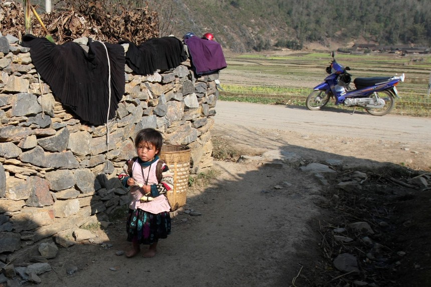 Cuộc đời sau ống kính: Cô gái cực Bắc 'lớn lên' trong ống kính của tôi - Ảnh 3.