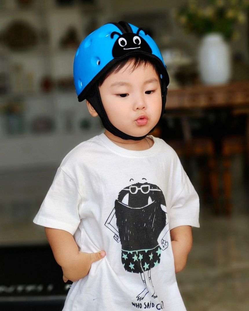 Bé Bo "nhây" với mẹ Hòa Minzy bằng tiếng Anh khiến dân tình cười đau bụng: Nữ ca sĩ dạy con khéo quá - Ảnh 6.