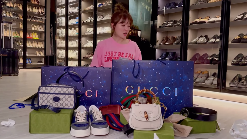 Chiều vợ như Trấn Thành: Một lần đi shopping hết vài trăm triệu, việc nhà, nấu ăn một tay "cân" hết - Ảnh 1.