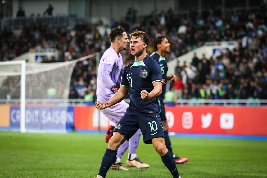 Nghẹt thở đến giây cuối cùng, đội chủ nhà hạ bại tướng của U20 Việt Nam giành vé World Cup - Ảnh 1.