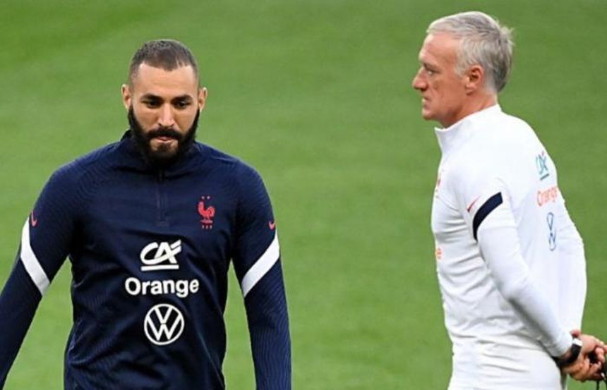 Benzema gọi HLV Didier Deschamps là "gã hề", là "kẻ dối trá"