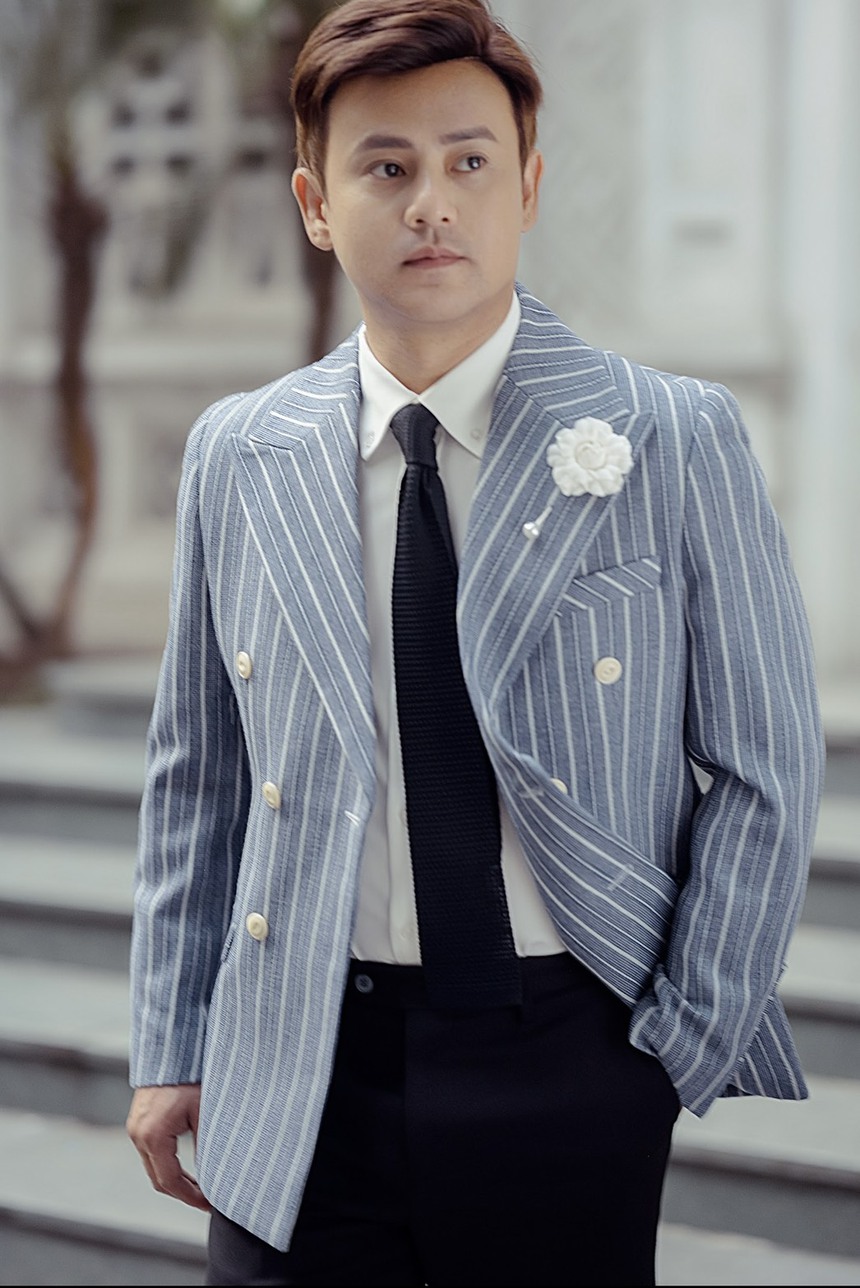 Ca sĩ Ưng Đại Vệ: 'Tôi chưa bao giờ nợ nần đến phá sản' ! - Ảnh 1.