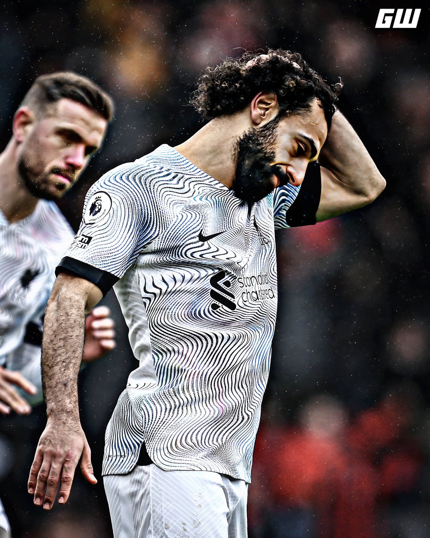 Vừa đại thắng MU, Liverpool thua luôn đội sắp xuống hạng trong ngày Salah hỏng 11m - Ảnh 2.