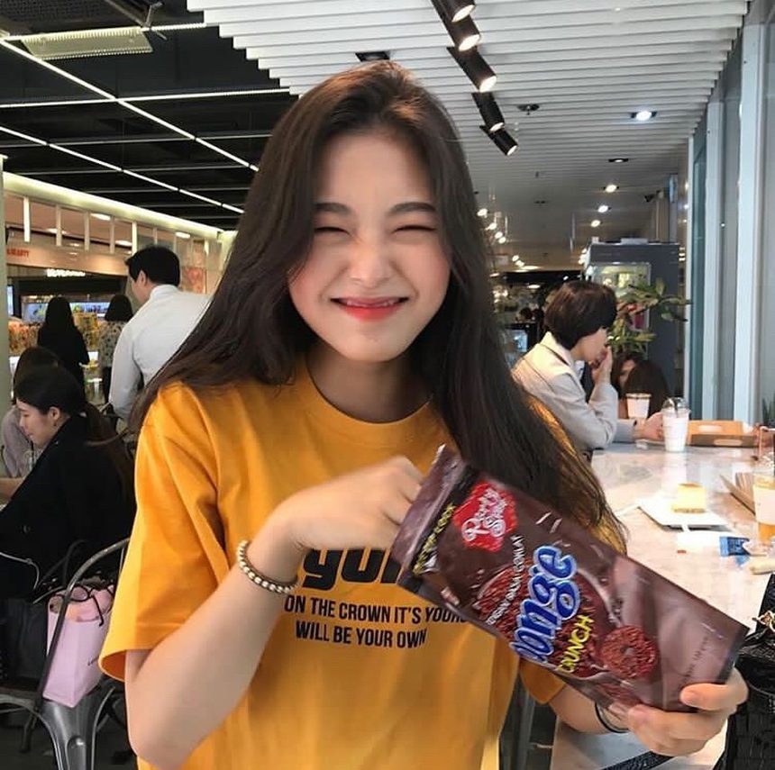 Sinh viên kiếm tiền "giỏi" nhờ dạy ngoại ngữ: Thu nhập 1 tiếng cao gấp 5 lần so với bình thường, đã thế còn thành thơi làm thêm 2-3 công việc nữa! - Ảnh 1. Sinh viên kiếm tiền "giỏi" nhờ dạy ngoại ngữ: Thu nhập 1 tiếng cao gấp 5 lần so với bình thường, đã thế còn thành thơi làm thêm 2-3 công việc nữa! - Ảnh 1.