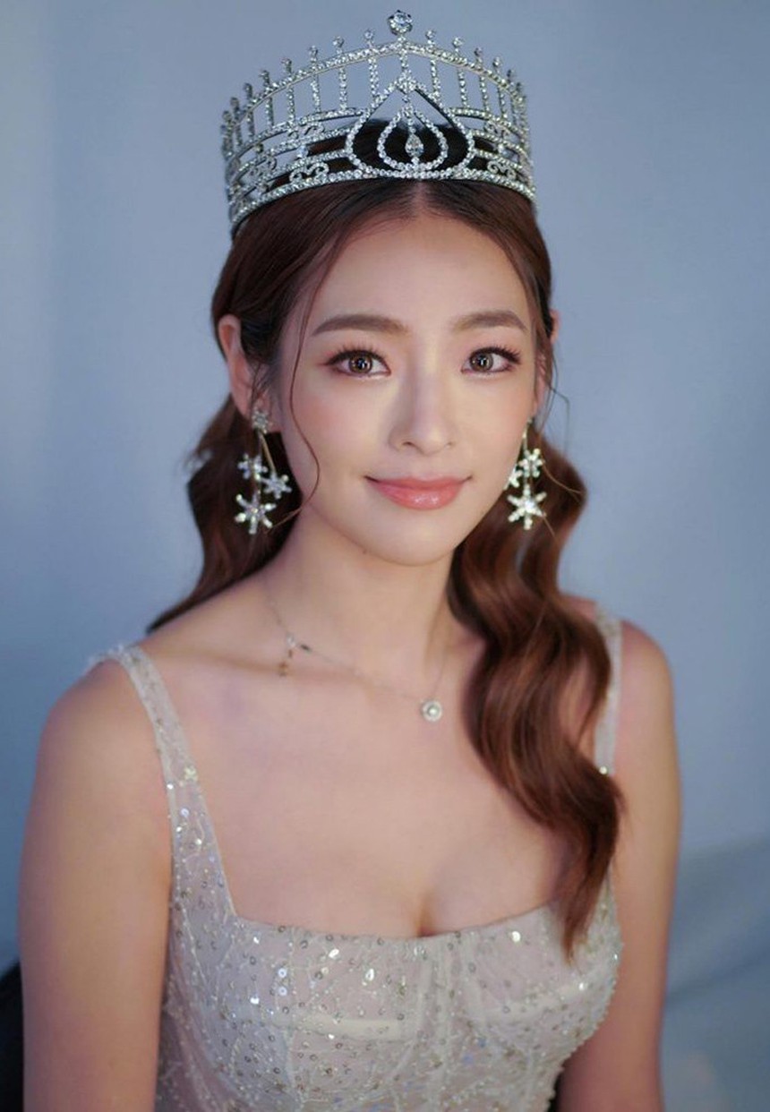 Mỹ nhân bị 'cấm cửa' vì cặp kè 7 người cùng lúc: Mặt mộc kém sắc còn diễn tệ, được công ty o bế đến vô lý! - Ảnh 2.