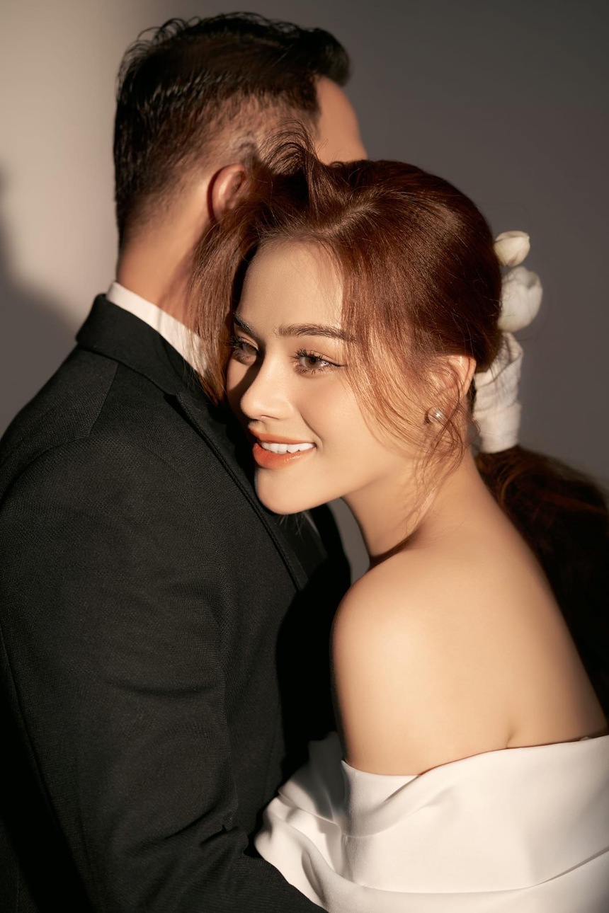 "Thánh sún" Ngân Thảo chính thức kết hôn - Ảnh 5. "Thánh sún" Ngân Thảo chính thức kết hôn - Ảnh 5.