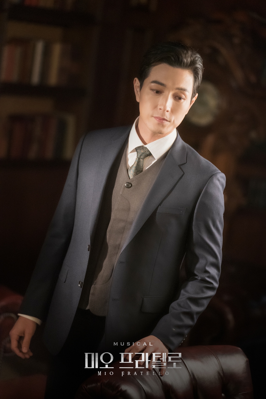 Anh chú tài phiệt hấp dẫn nhất The Glory được gán ghép với Song Hye Kyo là ai: Quá khứ và chuyện tình ngoài đời gây ngỡ ngàng! - Ảnh 9. Anh chú tài phiệt hấp dẫn nhất The Glory được gán ghép với Song Hye Kyo là ai: Quá khứ và chuyện tình ngoài đời gây ngỡ ngàng! - Ảnh 9.