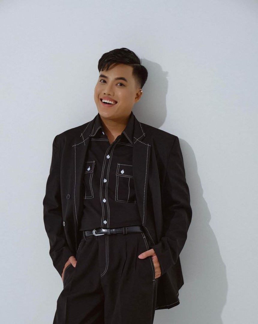 Ồn ào tiết mục của Duy Khương sử dụng ảnh của cựu thành viên T-ara đặt lên bàn thờ từng căng thẳng thế nào? - Ảnh 6. Ồn ào tiết mục của Duy Khương sử dụng ảnh của cựu thành viên T-ara đặt lên bàn thờ từng căng thẳng thế nào? - Ảnh 6.