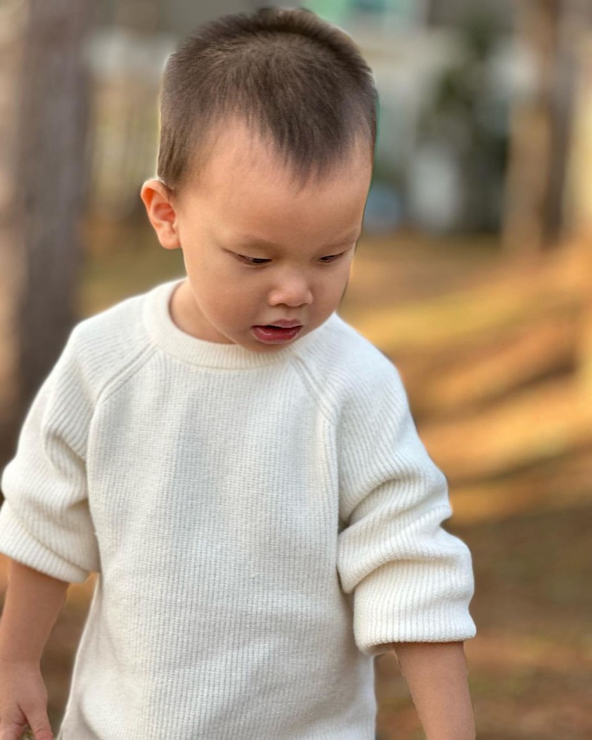 Cậu út kiêm "cây hài" nhà Hồ Ngọc Hà: Càng lớn càng đổi tính, cực giống anh hai Subeo ở điểm này - Ảnh 7. Cậu út kiêm "cây hài" nhà Hồ Ngọc Hà: Càng lớn càng đổi tính, cực giống anh hai Subeo ở điểm này - Ảnh 7.