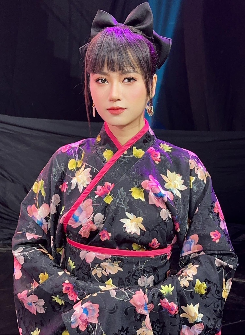 Bị nghi thẩm mỹ vì gương mặt khác lạ, Lâm Vỹ Dạ: 'Tôi vừa xuống 9kg, rất ngại đụng chạm dao kéo vì…' - Ảnh 3.