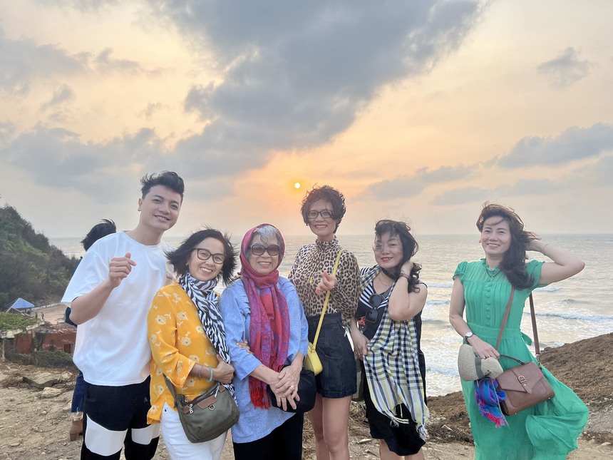 Đi tìm chất liệu mới cho văn học thiếu nhi - Ảnh 6. Đi tìm chất liệu mới cho văn học thiếu nhi - Ảnh 6.