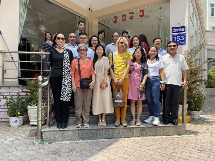 Đi tìm chất liệu mới cho văn học thiếu nhi - Ảnh 5. Đi tìm chất liệu mới cho văn học thiếu nhi - Ảnh 5.