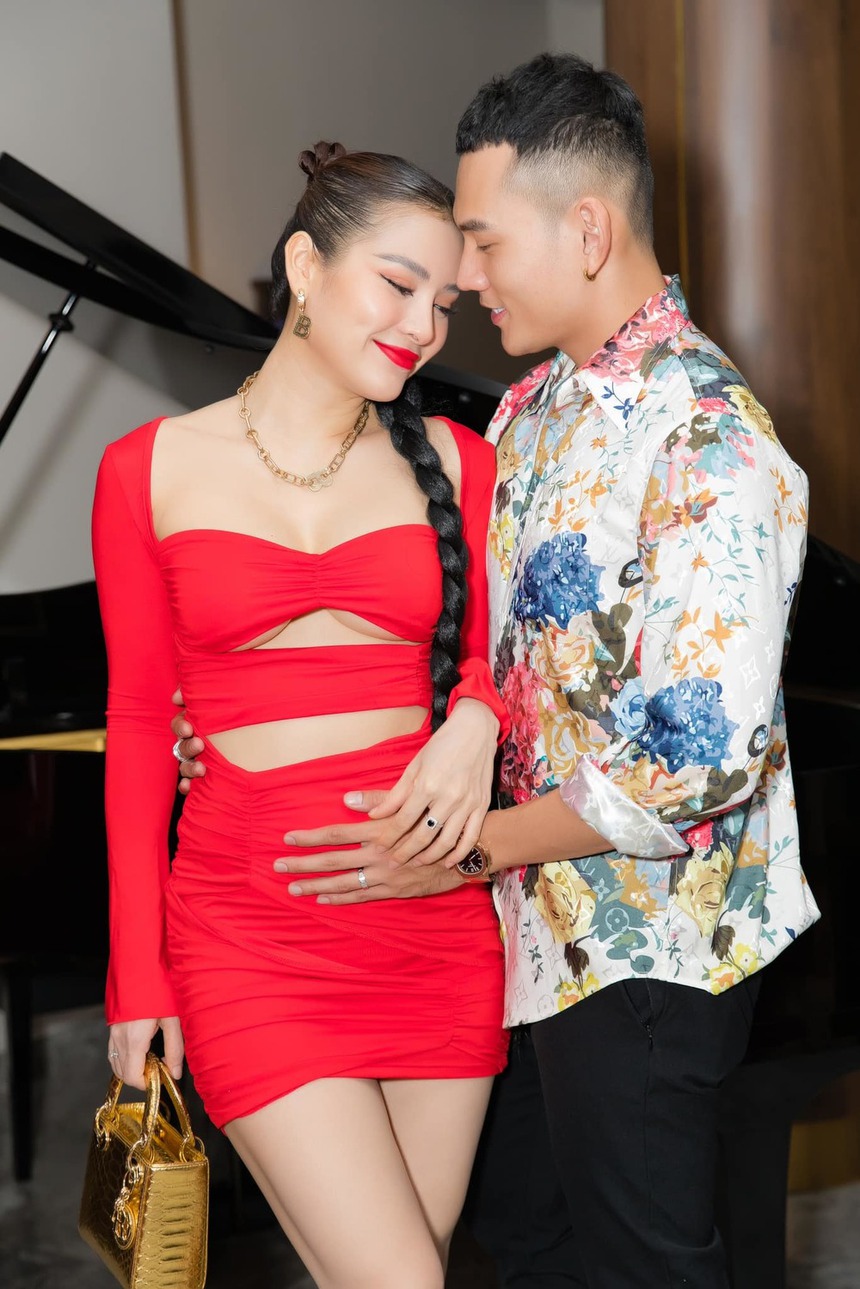 Phương Trinh Jolie - Lý Bình tiết lộ 'vỡ mộng' sau khi sống chung, từng suýt chia tay vì … chén nước mắm - Ảnh 5. Phương Trinh Jolie - Lý Bình tiết lộ 'vỡ mộng' sau khi sống chung, từng suýt chia tay vì … chén nước mắm - Ảnh 5.