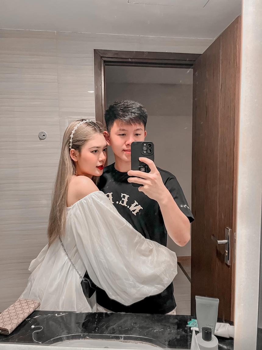 Trung vệ U23 Việt Nam khoe ‘nóc nhà’ xinh như mộng - Ảnh 2. U23 Việt Nam, U22 Việt Nam, Vũ Tiến Long