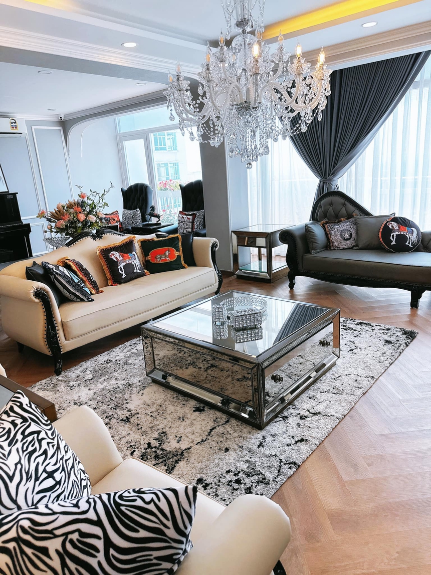 Cuộc sống độc thân giàu có của ca sĩ Nguyên Vũ ở tuổi U50 - Ảnh 7.