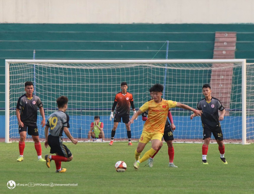 U23 Việt Nam thắng trận đầu tiên dưới thời HLV Philippe Troussier - Ảnh 7. U23 Việt Nam thắng trận đầu tiên dưới thời HLV Philippe Troussier - Ảnh 7.