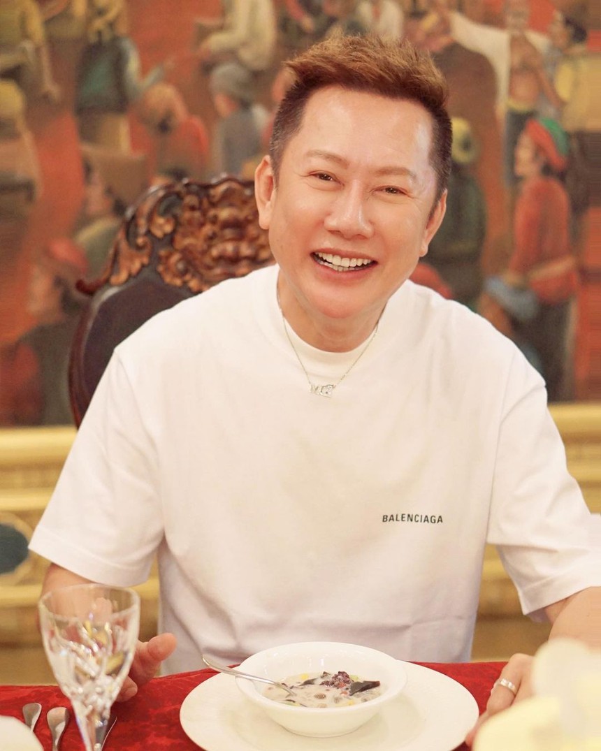 Chủ tịch Nawat ép dàn hoa hậu và thí sinh Miss Grand livestream bán đồ ăn vặt, tính điểm dựa vào chốt đơn, netizen: 'Lố và hết giá trị' - Ảnh 2.