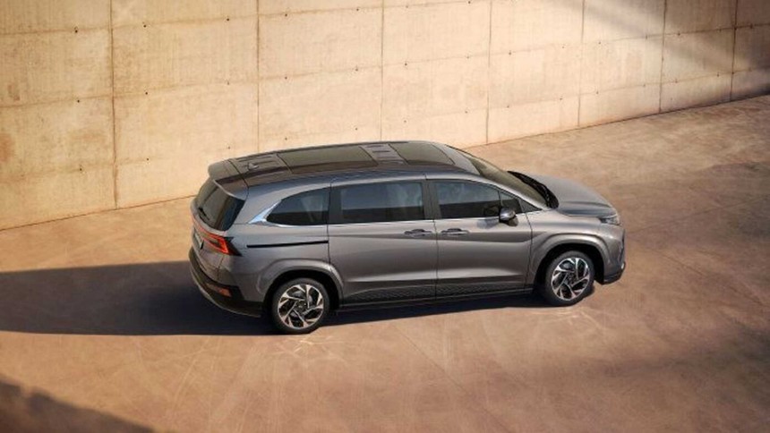 Sắp được đưa về VN, chiếc ô tô "lấp lửng giữa nhỏ và trung" có khả năng gấy sốt thị trường - Ảnh 1.