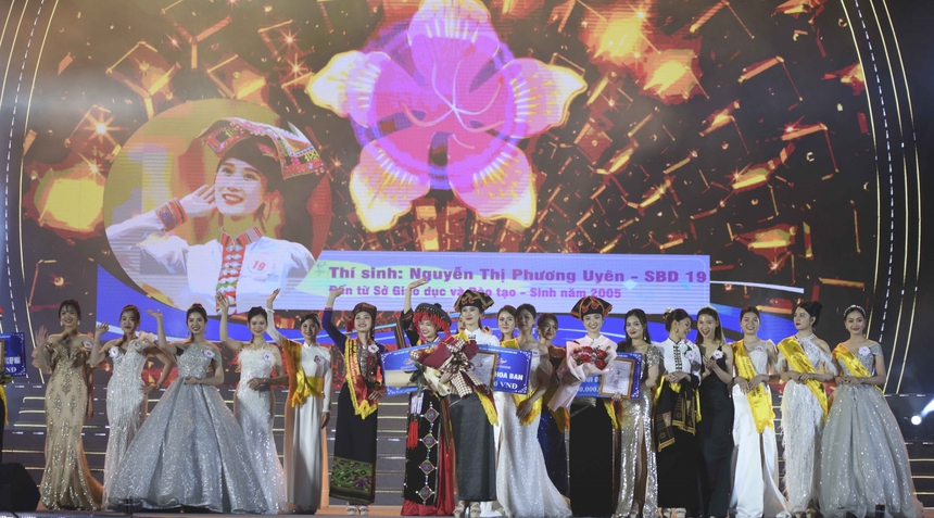 Chung kết Cuộc thi Người đẹp Hoa Ban 2023 - Ảnh 10. Chung kết Cuộc thi Người đẹp Hoa Ban 2023 - Ảnh 10.