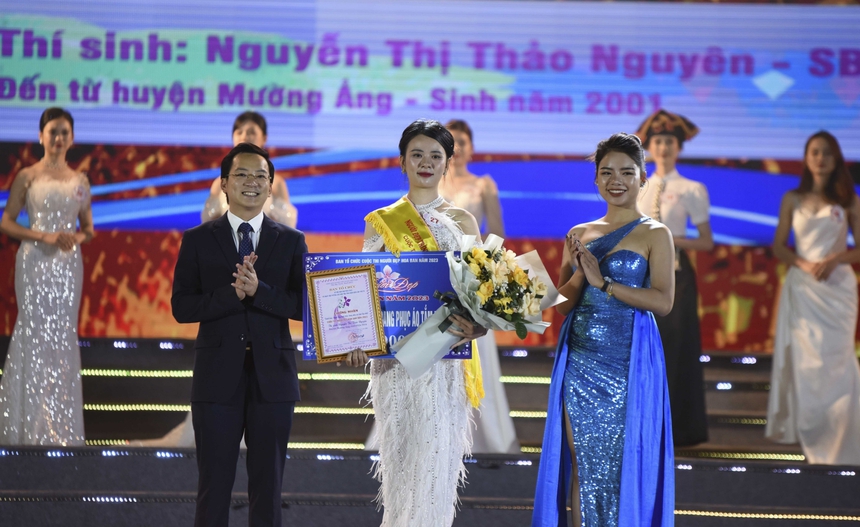 Chung kết Cuộc thi Người đẹp Hoa Ban 2023 - Ảnh 6. Chung kết Cuộc thi Người đẹp Hoa Ban 2023 - Ảnh 6.