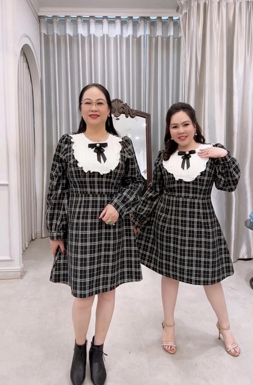 Mẹ ruột trẻ trung tâm lý, là tiktoker nổi tiếng của diễn viên Trương Phương - Ảnh 1.