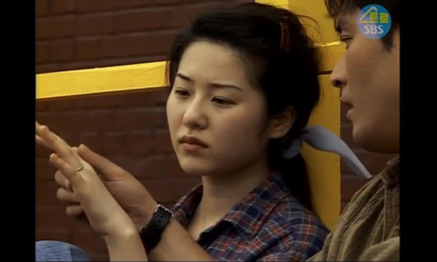 Go Hyun Jung: Chọn cô độc sau cuộc hôn nhân 'địa ngục' bên thái tử Samsung - Ảnh 3.