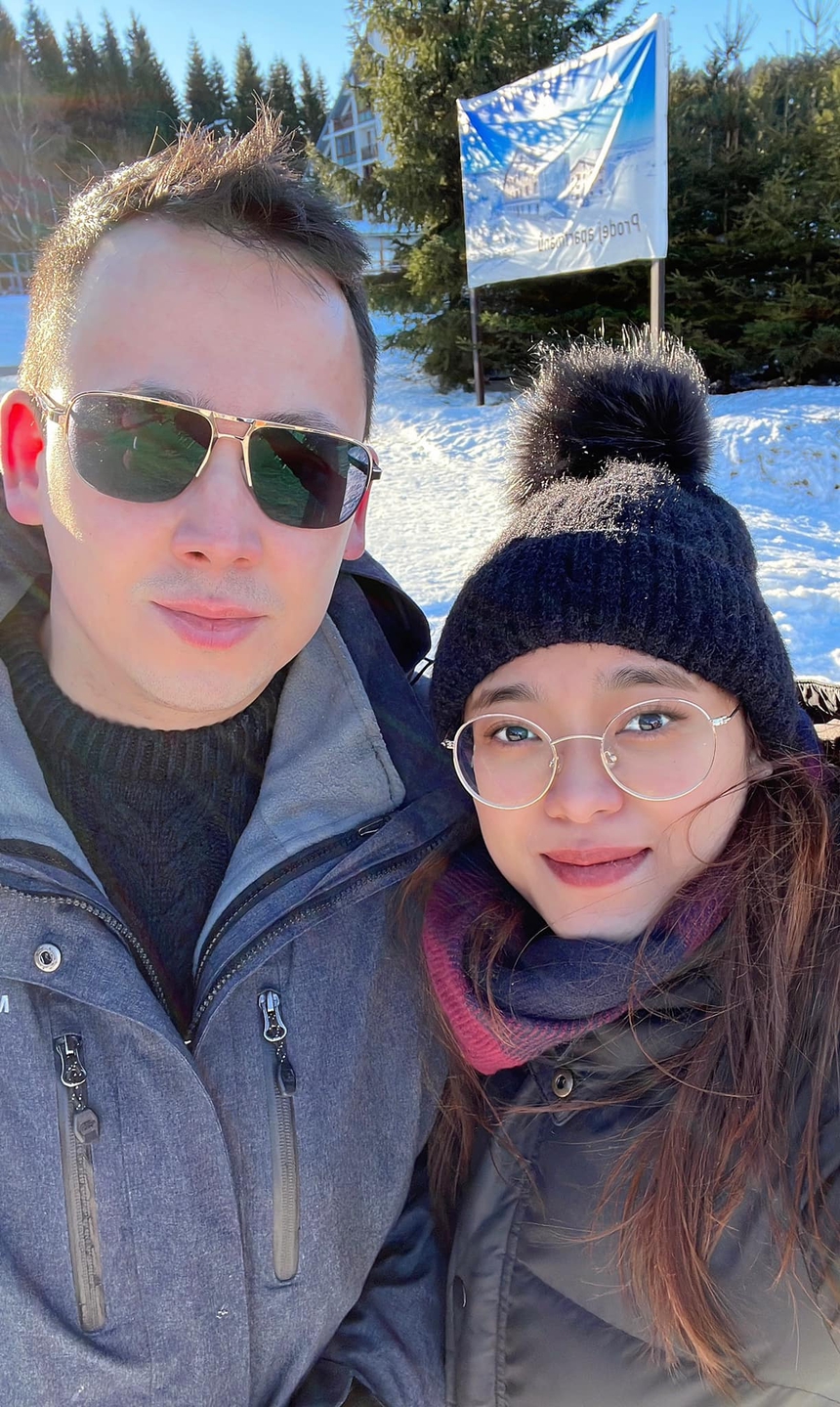 Đang đi chơi bố tức tốc gọi về mai mối, cô gái Hà Nội "chốt" cưới sau lần đầu gặp mặt, may mắn được chồng như ý - Ảnh 2.