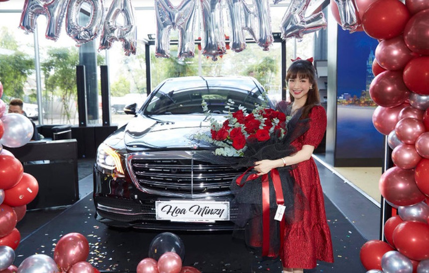 Từng cật lực livestream kiếm tiền sau khi chia tay bạn trai đại gia, Hoà Minzy thật sự giàu thế nào?
 - Ảnh 7.