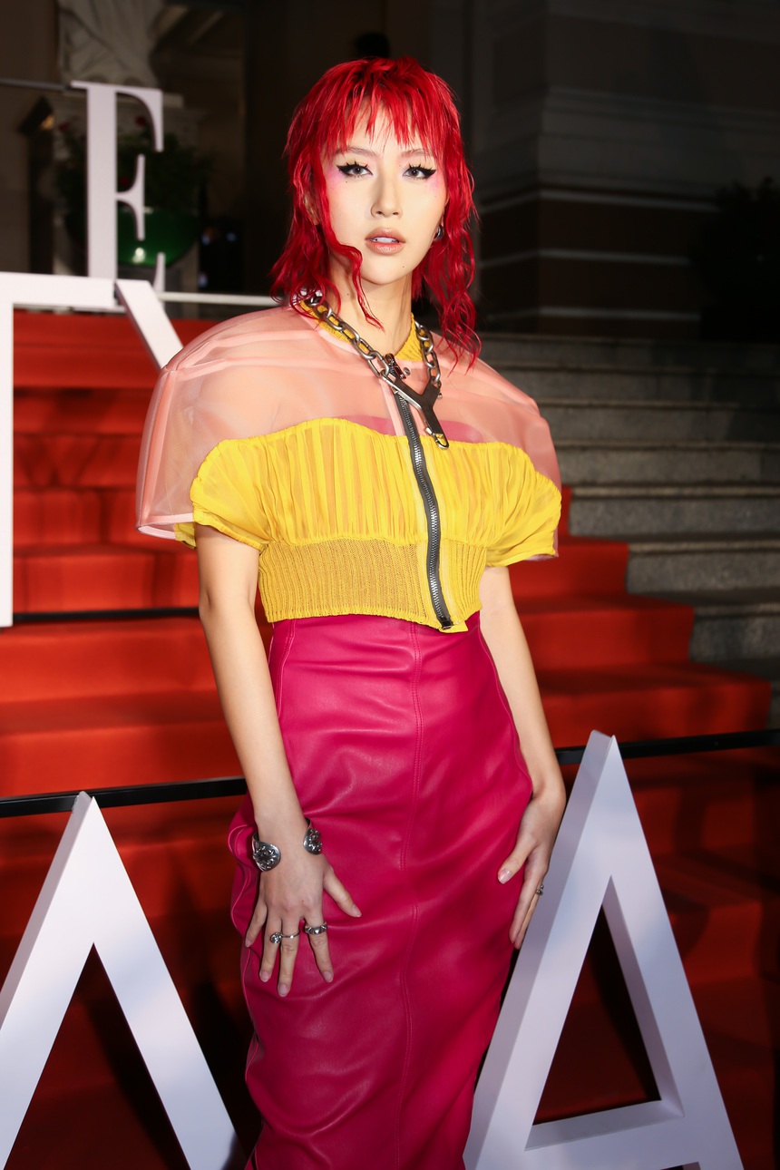 Thảm đỏ Elle Beauty Awards 2023: Ngọc Châu giấu bụng giữa ồn ào, dàn mỹ nhân khoe nhan sắc đẹp mê - Ảnh 15.