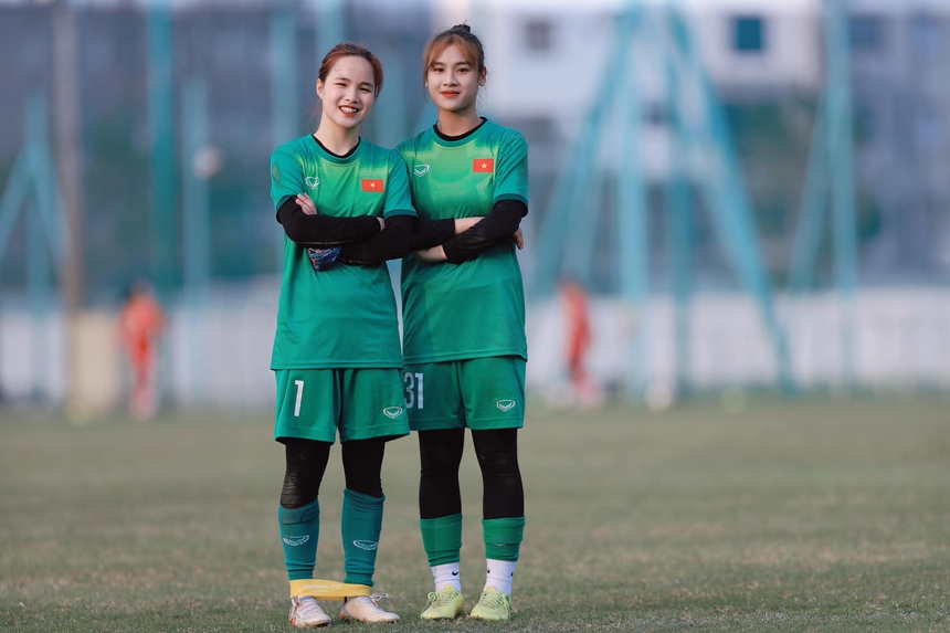Nhan sắc xinh đẹp cuốn hút của nữ thủ môn U20 Việt Nam - Ảnh 5.