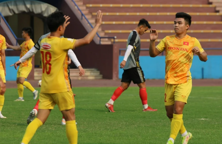 Văn Hữu (số 22) có cơ hội dự Doha Cup 2023 cùng U23 Việt Nam Văn Hữu (số 22) có cơ hội dự Doha Cup 2023 cùng U23 Việt Nam