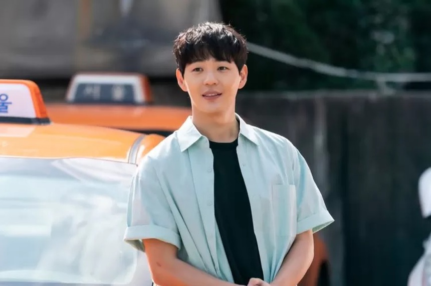 'Ẩn danh 2' hé lộ nhân vật bí ẩn đội lốt 'trai ngoan' On Ha Joon - Ảnh 2.