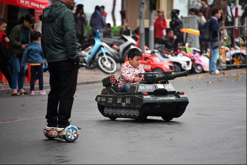 Thomas Billhardt - Giải 'Bùi Xuân Phái - Vì tình yêu Hà Nội' 2021: 'Tôi thấy một Việt Nam mới' - Ảnh 10. Thomas Billhardt - Giải 'Bùi Xuân Phái - Vì tình yêu Hà Nội' 2021: 'Tôi thấy một Việt Nam mới' - Ảnh 10.