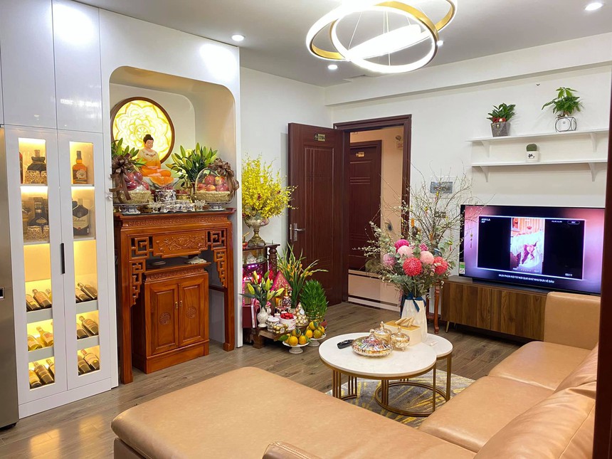 Tặng mẹ 2 căn nhà, mua xe cho chị gái, “chiến thần review” Võ Hà Linh giàu cỡ nào? - Ảnh 2. Tặng mẹ 2 căn nhà, mua xe cho chị gái, “chiến thần review” Võ Hà Linh giàu cỡ nào? - Ảnh 2.