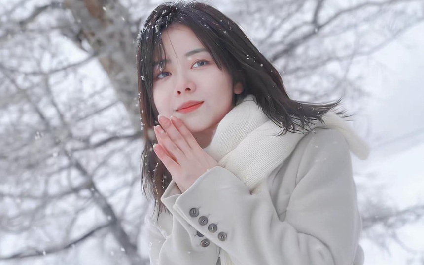 Siêu phẩm ngôn tình mới của Đàm Tùng Vận có gì mà khiến giới trẻ 'cày' quên ăn quên ngủ? - Ảnh 6. Siêu phẩm ngôn tình mới của Đàm Tùng Vận có gì mà khiến giới trẻ 'cày' quên ăn quên ngủ? - Ảnh 6.