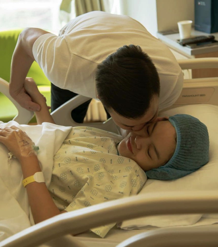 Phạm Quỳnh Anh lên tiếng xin lỗi vì bức ảnh nghi vấn ra mắt bố mẹ của người yêu hiện tại  - Ảnh 3.