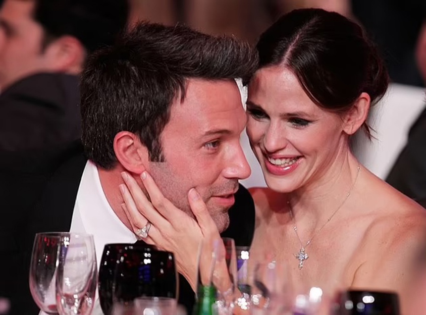 Ben Affleck trải lòng về chứng nghiện rượu, làm tổn thương vợ cũ, mệt mỏi trong quá trình quay 'Justice League' - Ảnh 5.