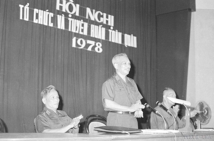 Kỷ niệm 110 năm Ngày sinh đại tướng Chu Huy Mân (17/3/1913 - 17/3/2023): Nhà chính trị, quân sự tài ba, có tầm chiến lược - Ảnh 4. Kỷ niệm 110 năm Ngày sinh đại tướng Chu Huy Mân (17/3/1913 - 17/3/2023): Nhà chính trị, quân sự tài ba, có tầm chiến lược - Ảnh 4.