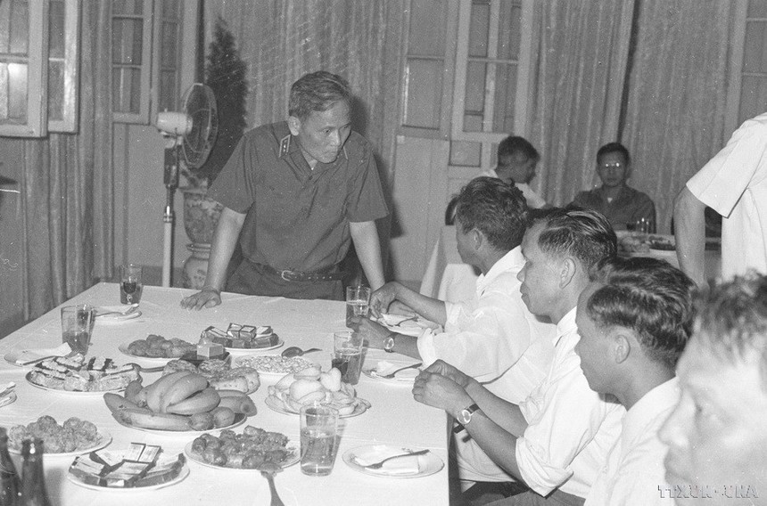 Kỷ niệm 110 năm Ngày sinh đại tướng Chu Huy Mân (17/3/1913 - 17/3/2023): Nhà chính trị, quân sự tài ba, có tầm chiến lược - Ảnh 5. Kỷ niệm 110 năm Ngày sinh đại tướng Chu Huy Mân (17/3/1913 - 17/3/2023): Nhà chính trị, quân sự tài ba, có tầm chiến lược - Ảnh 5.