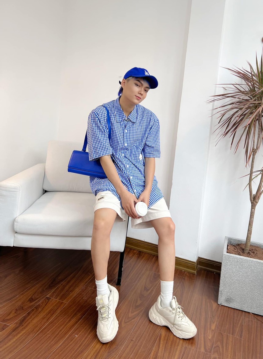 Phạm Thoại: Từ làm đủ nghề để trang trải đến livestream cả triệu người xem, xây nhà và trả nợ cho mẹ - Ảnh 1.