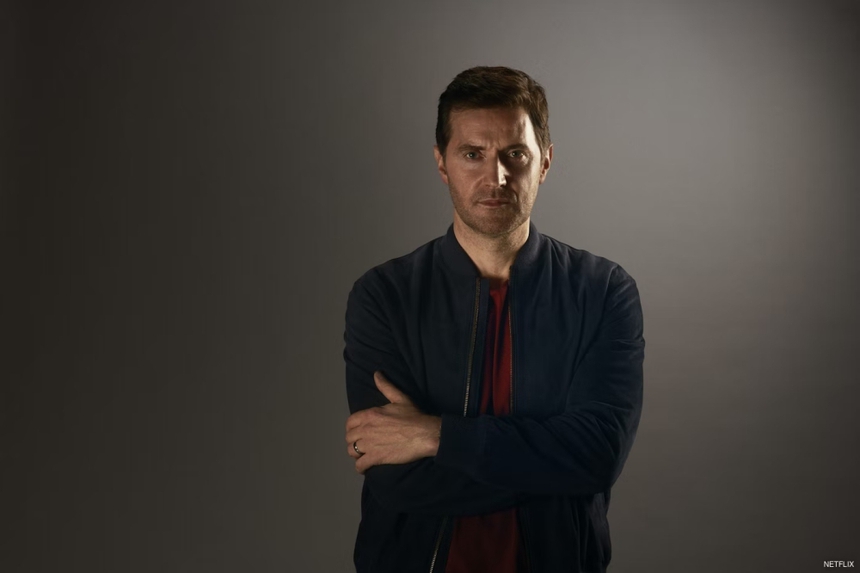 Loạt phim giật gân mới của Netflix ấn định ra mắt vào tháng 4 - Ảnh 2.