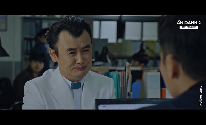 ‘Ẩn danh 2’ tập 8: ‘Thầy trừ tà’ Kim Do Gi ra tay, Ahn Go Eun gặp nguy hiểm - Ảnh 2. ‘Ẩn danh 2’ tập 8: ‘Thầy trừ tà’ Kim Do Gi ra tay, Ahn Go Eun gặp nguy hiểm - Ảnh 2.