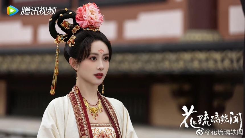 Có nàng tiểu hoa từng bị cả showbiz né tránh: Đẹp lấn át Yoona - Angelababy, bị Triệu Vy mắng 'đạo đức giả' vì diễn lố - Ảnh 10. Có nàng tiểu hoa từng bị cả showbiz né tránh: Đẹp lấn át Yoona - Angelababy, bị Triệu Vy mắng 'đạo đức giả' vì diễn lố - Ảnh 10.