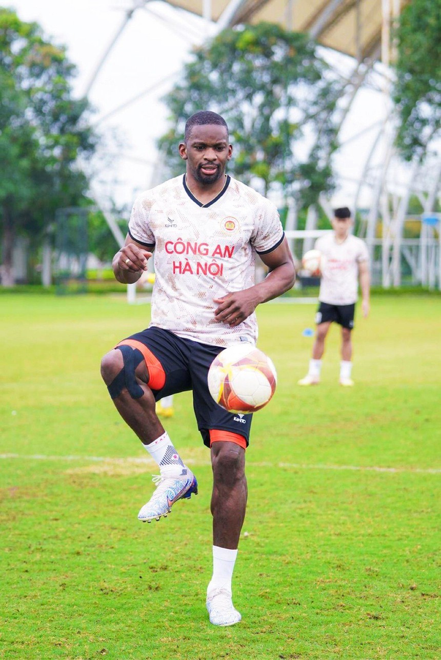 Bóng đá Việt Nam ngày 18/3: U23 Việt Nam có 3 buổi tập trước thềm Doha Cup - Ảnh 4.