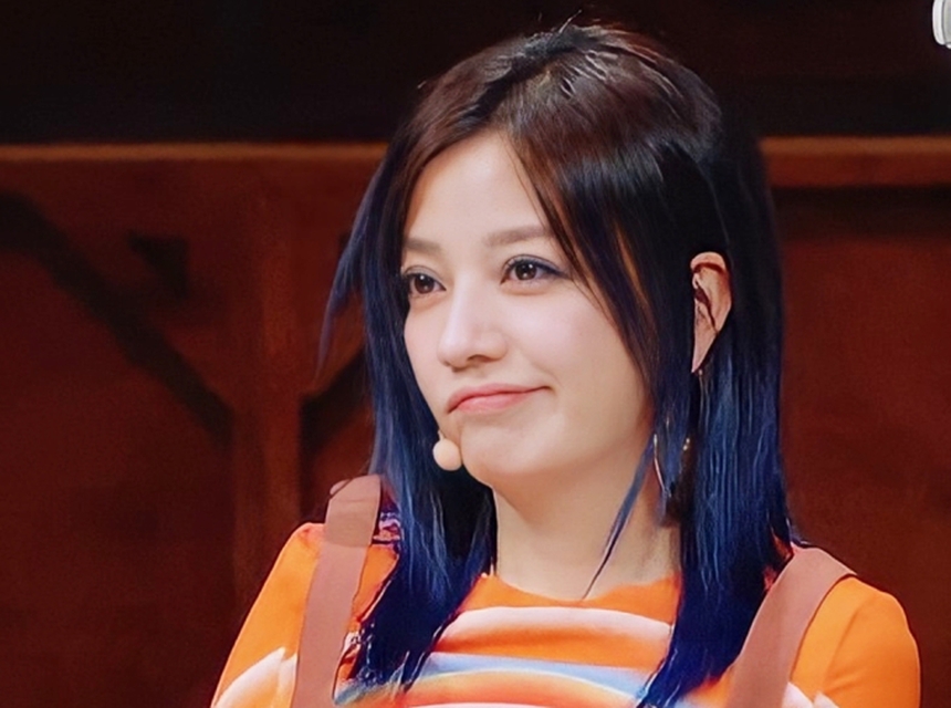 Có nàng tiểu hoa từng bị cả showbiz né tránh: Đẹp lấn át Yoona - Angelababy, bị Triệu Vy mắng 'đạo đức giả' vì diễn lố - Ảnh 5. Có nàng tiểu hoa từng bị cả showbiz né tránh: Đẹp lấn át Yoona - Angelababy, bị Triệu Vy mắng 'đạo đức giả' vì diễn lố - Ảnh 5.